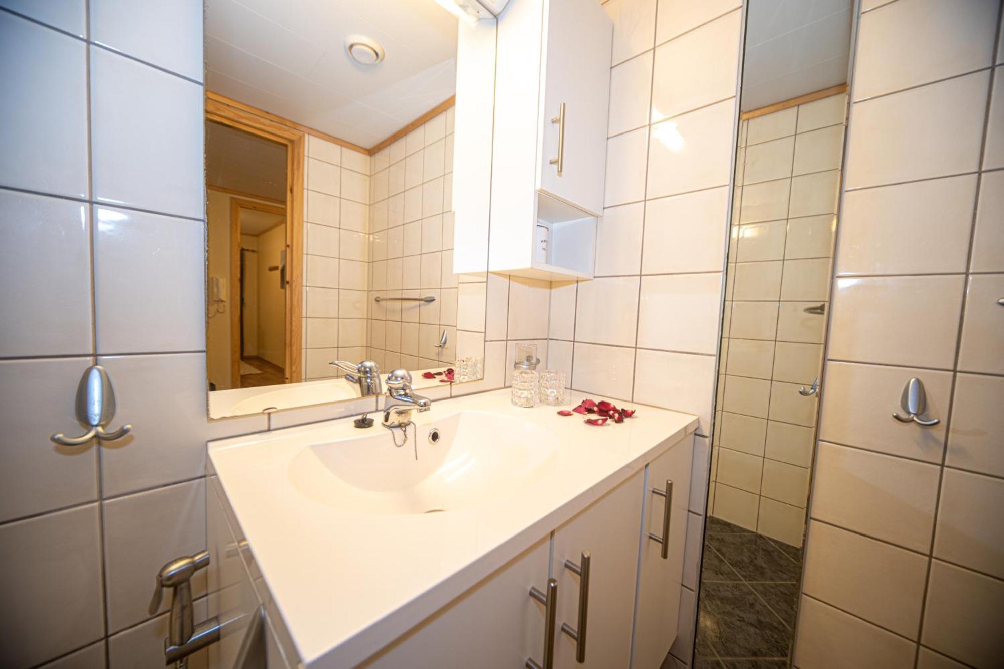 Supersentral 3-Roms Leilighet Med Parkering I Garasje Haugesund Dış mekan fotoğraf