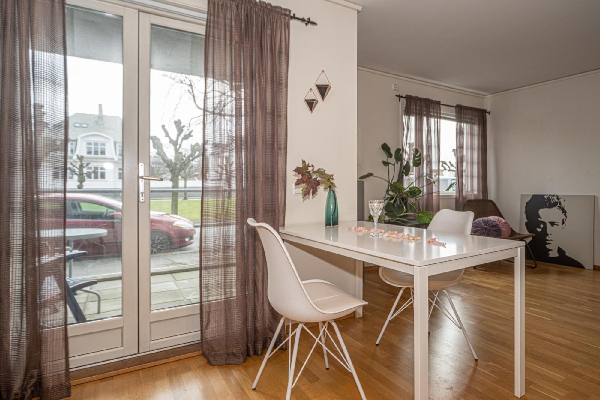 Supersentral 3-Roms Leilighet Med Parkering I Garasje Haugesund Dış mekan fotoğraf